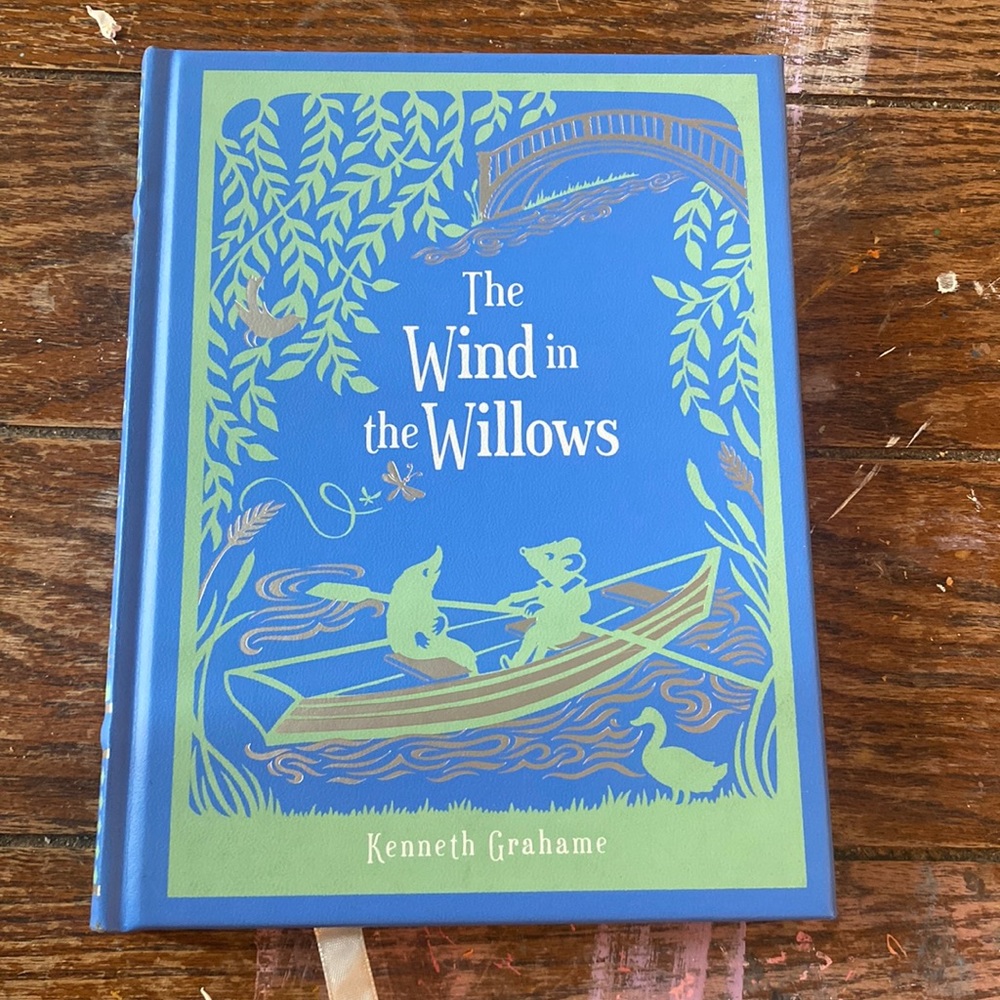 The wind in the willows illustrated children’s book